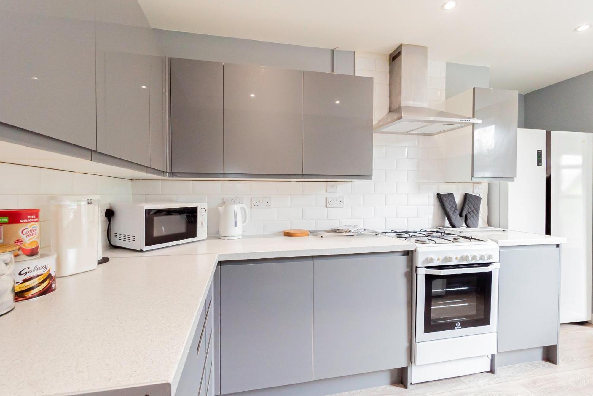 Shirley House 5, Guest House, Self Catering, Self Check In With Smart Locks, Use Of Fully Equipped Kitchen, Close To City Centre, Ideal For Longer Stays And Fawley Contractors Southampton Esterno foto