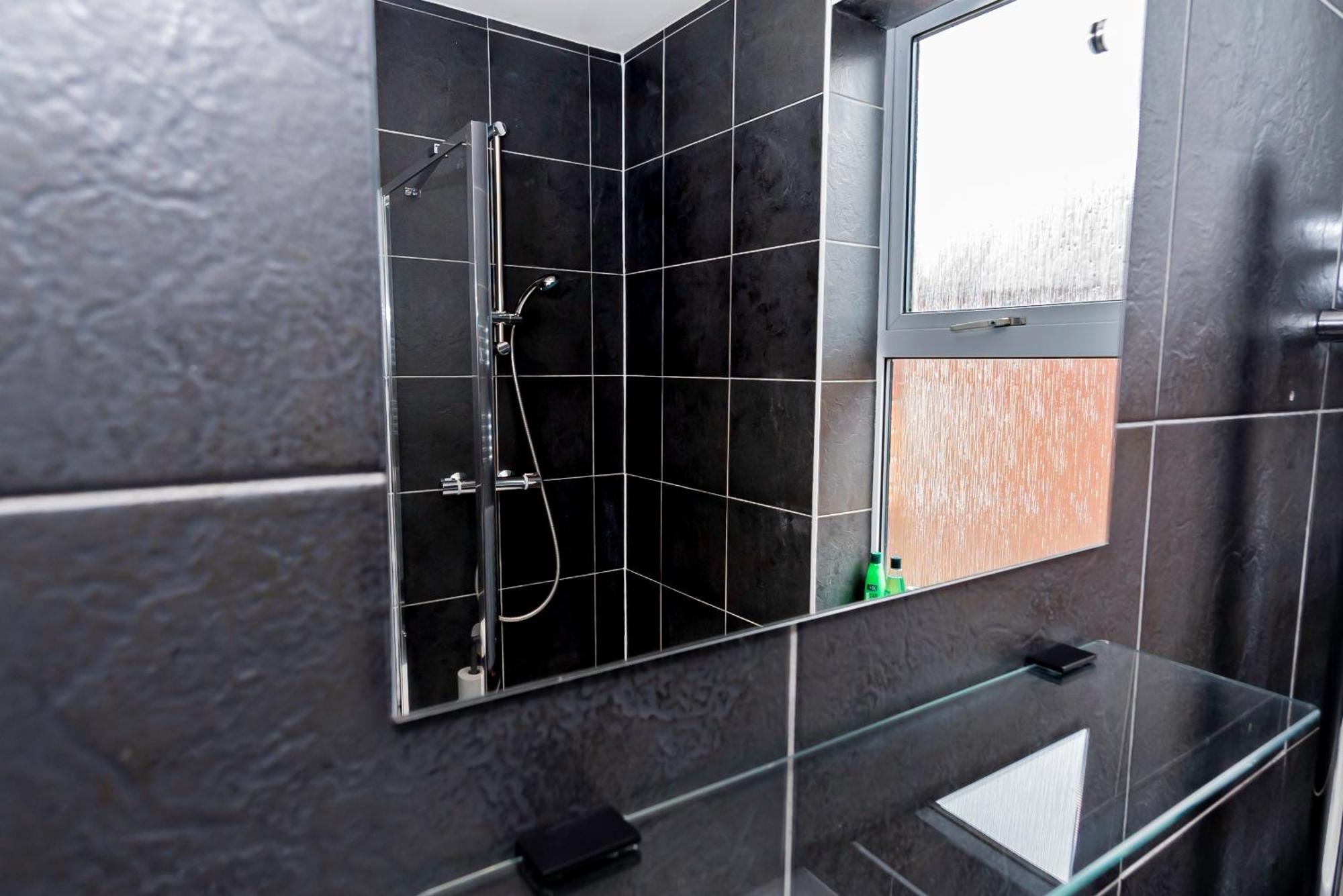 Shirley House 5, Guest House, Self Catering, Self Check In With Smart Locks, Use Of Fully Equipped Kitchen, Close To City Centre, Ideal For Longer Stays And Fawley Contractors Southampton Esterno foto
