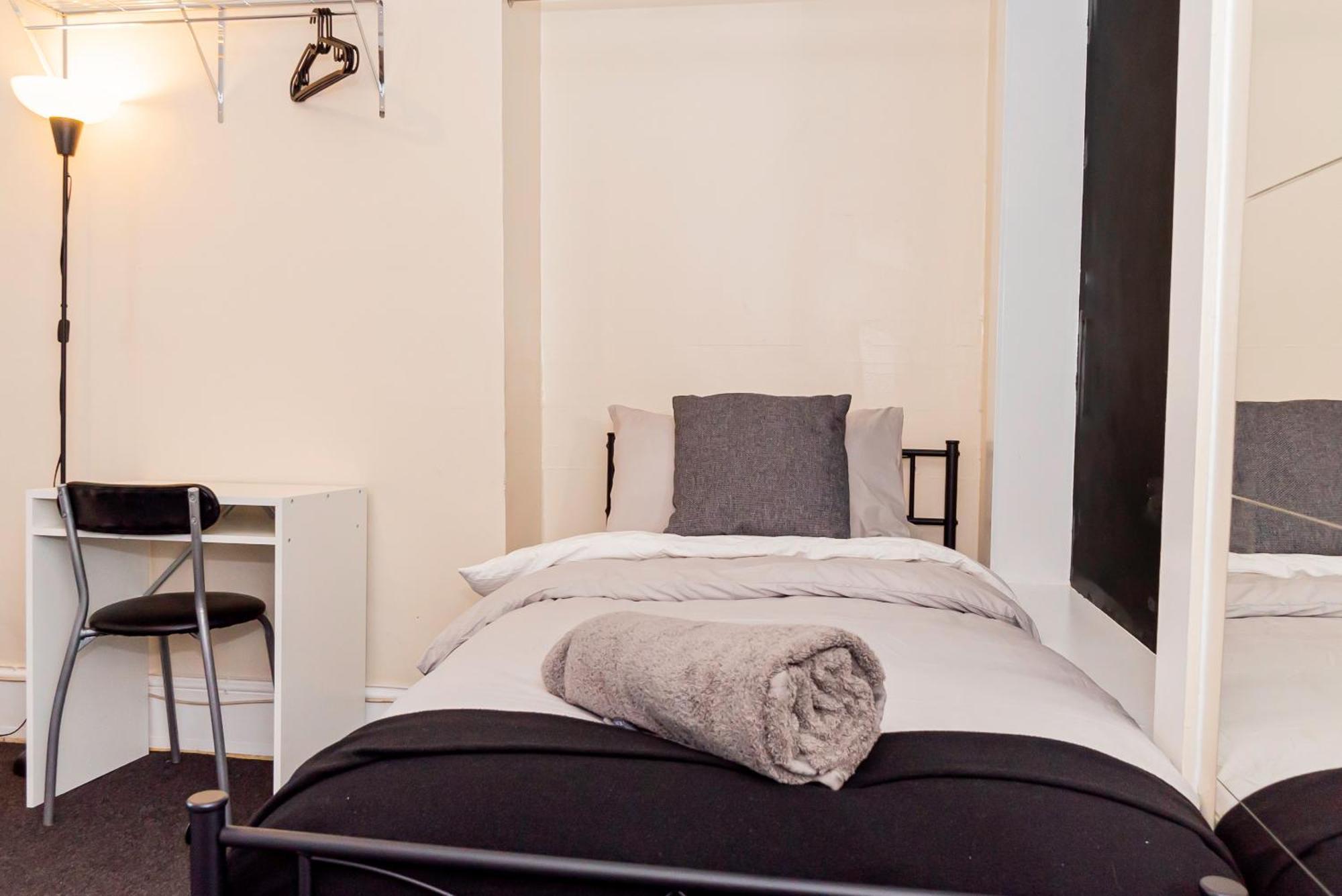 Shirley House 5, Guest House, Self Catering, Self Check In With Smart Locks, Use Of Fully Equipped Kitchen, Close To City Centre, Ideal For Longer Stays And Fawley Contractors Southampton Esterno foto