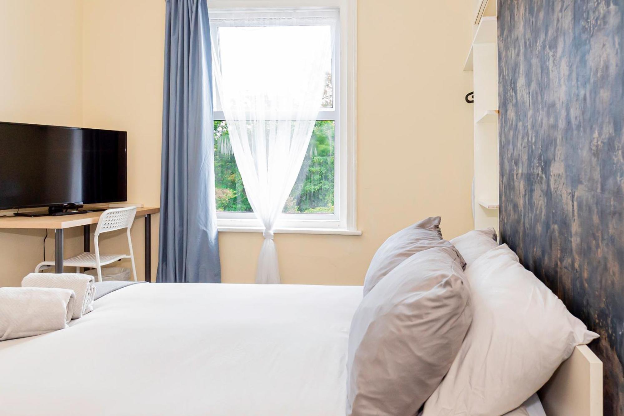 Shirley House 5, Guest House, Self Catering, Self Check In With Smart Locks, Use Of Fully Equipped Kitchen, Close To City Centre, Ideal For Longer Stays And Fawley Contractors Southampton Esterno foto