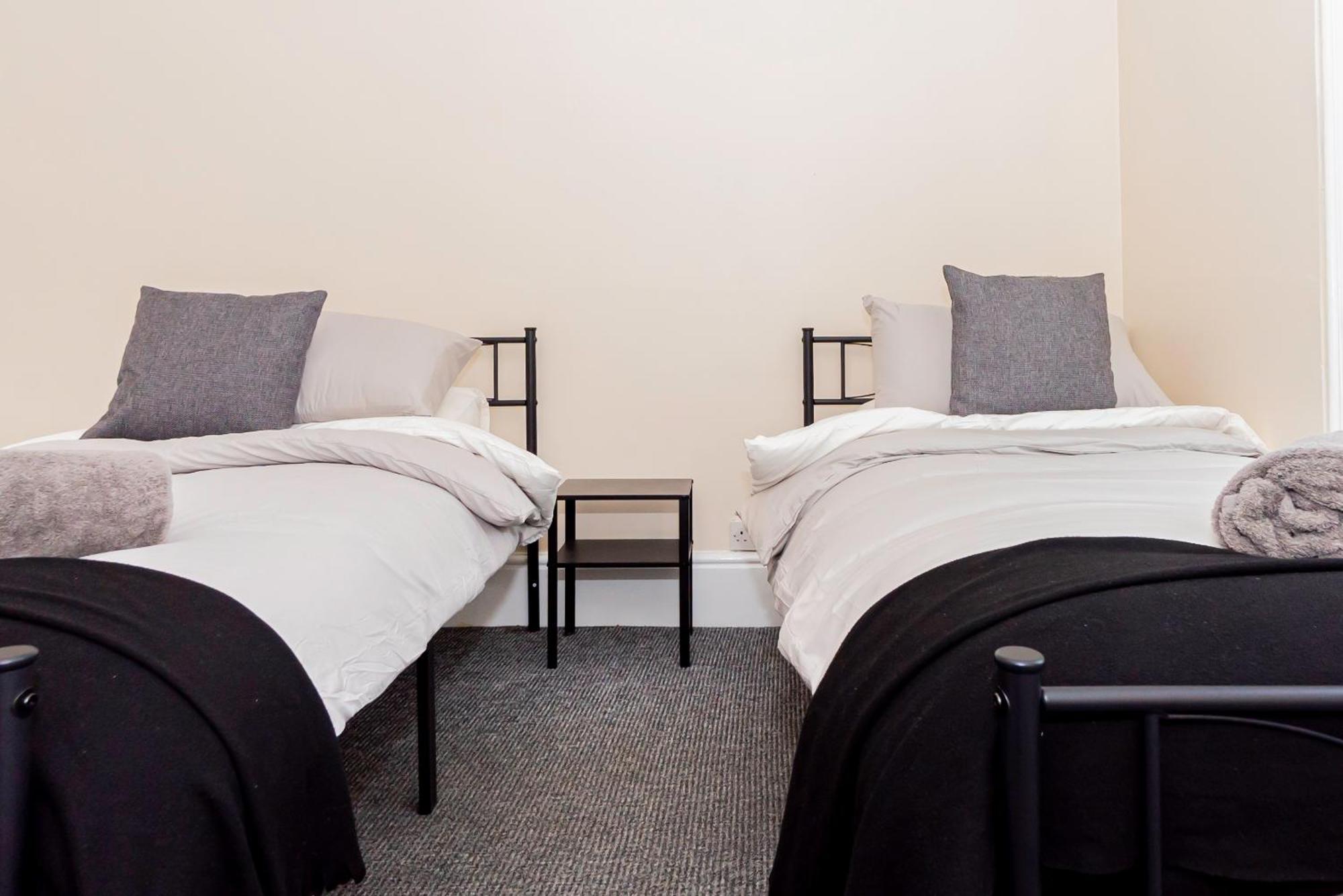 Shirley House 5, Guest House, Self Catering, Self Check In With Smart Locks, Use Of Fully Equipped Kitchen, Close To City Centre, Ideal For Longer Stays And Fawley Contractors Southampton Esterno foto